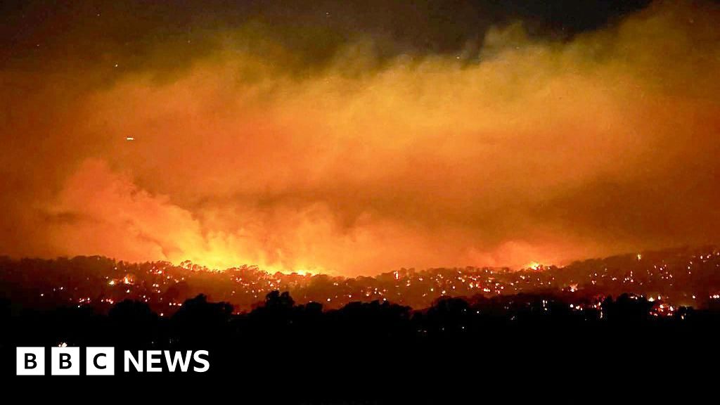 Heatwave hits Australia as officials warn of ‘catastrophic’ fire risk
