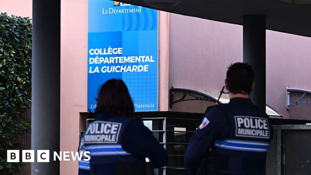 Boy, 14, stabbed art teacher because he had 'too much hatred', he tells police